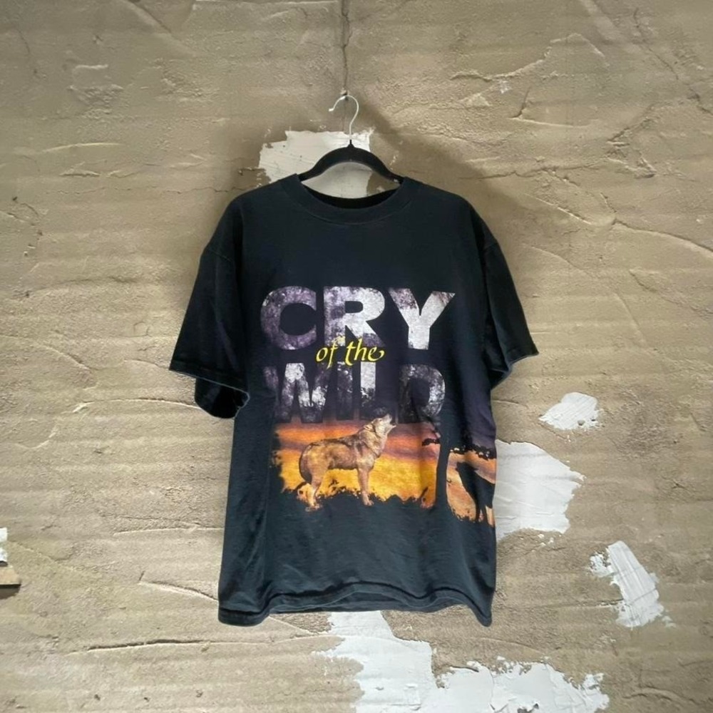 Vintage nature tee with a clean graphic and real worn-in fade